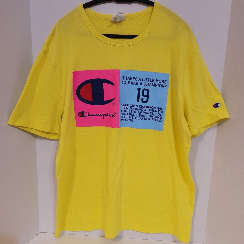 Champion Yellow Graphic T-Shirt With Blue And Pink Colorblock Size XL